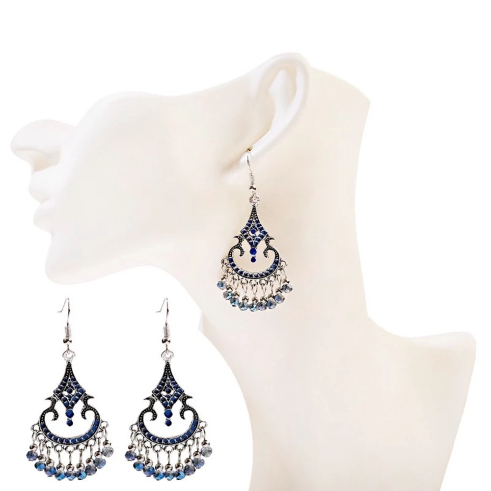 Women's Vintage Ethnic Carved Jhumka Earrings